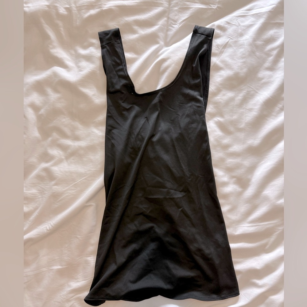 Open back black tank top NWOT